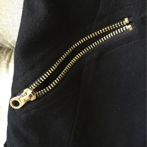 Coat - Picture 3 of 13